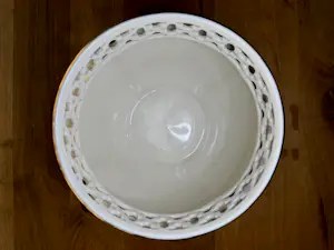 Zsolnay - Bloempot uit de Cornflower collectie kopen? Bied vanaf 600!