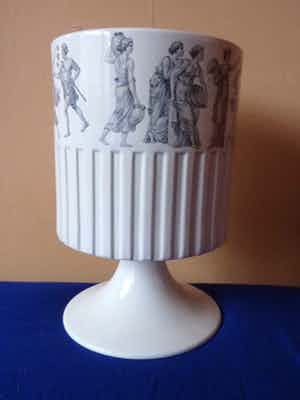 Kunstaardewerkfabriek Regina - FLORIS MEYDAM cache-pot 1962 verkocht voor € 35!