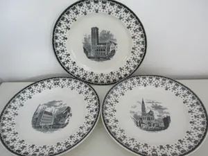 Villeroy en Boch - 3 borden Boch Freres - La Louviere kopen? Bied vanaf 50!