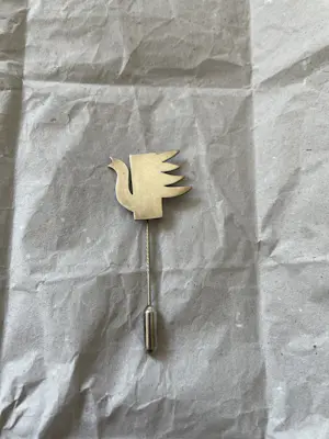 Klaas Gubbels - Zilveren speld koffiekan kopen? Bied vanaf 149!