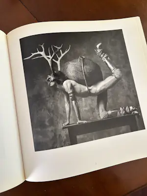 Erwin Olaf - Chess Men - 1e druk 1988 kopen? Bied vanaf 99!