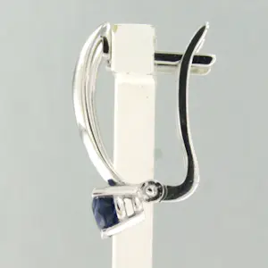 14k witgouden oorhangers bezet met saffier tot. 1.22ct kopen? Bied vanaf 360!