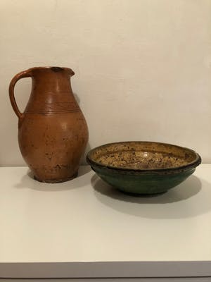 Curiosa - Prachtige antieke (water-) kan en zeldzame schaal, aardenwerk, 19e eeuws kopen? Bied vanaf 1!