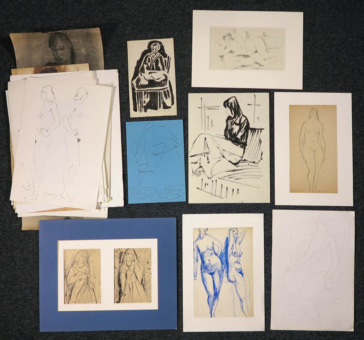 Janus Nuiten - Verschillende technieken, Lot van 39 schetsen van figuren kopen? Bied vanaf 100!