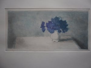 Mart Kempers - Litho, titel, "Vaasje met blauwe bloemen". kopen? Bied vanaf 35!