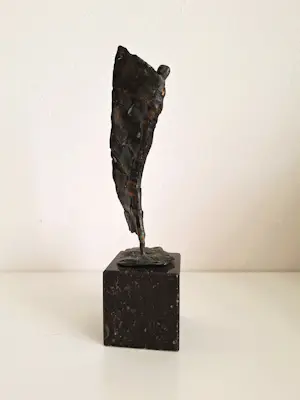 Bernadette Leijdekkers - Zeldzame abstracte sculptuur kopen? Bied vanaf 119!