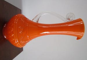 Niet of onleesbaar gesigneerd - Oranje opaline vaas - mooi gesculpteerd kopen? Bied vanaf 1!