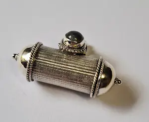 Zilveren wenskoker hanger met maansteen kopen? Bied vanaf 75!