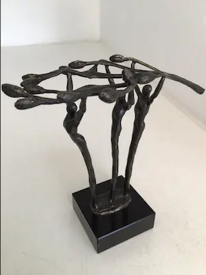 Corry Ammerlaan - Sculptuur “ De vier jaargetijden “. DE ZOMER “ kopen? Bied vanaf 1!