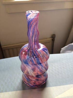 Niet of onleesbaar gesigneerd - Veelkleurige flesvaas kopen? Bied vanaf 10!