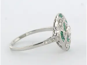 ART DECO STIJL - 14k gouden ring met smaragd en diamant - ringmaat 17.25(54) kopen? Bied vanaf 650!