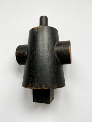 Niet of onleesbaar gesigneerd - Originele industriële houten mal kopen? Bied vanaf 1!