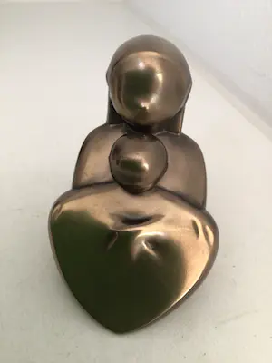 Janneke Ros - Beeld “ Moeder en kind “ kopen? Bied vanaf 1!