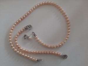 Curiosa - Zalm roze Akoya parel collier - transformer kopen? Bied vanaf 25!