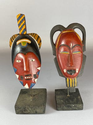 Yoruba - 2 African Yoruba passport masks - Nigeria. kopen? Bied vanaf 15!