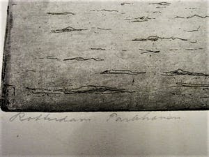 Niet of onleesbaar gesigneerd - GROTE gesigneerde Ets "Rotterdam stoomschip in parkhaven" kopen? Bied vanaf 1!