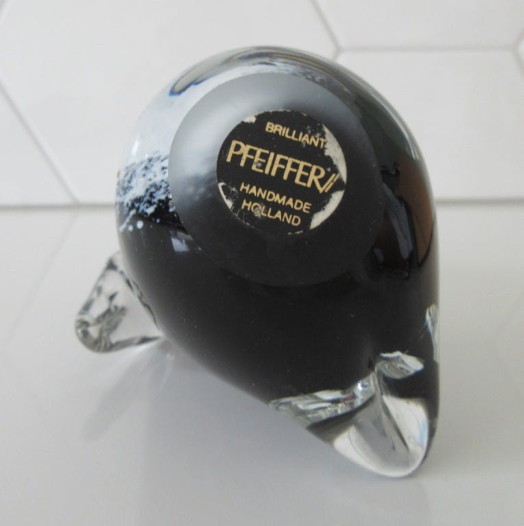 Niet of onleesbaar gesigneerd - Pfeiffer Glas - Kristallen presse papier van een penguin kopen? Bied vanaf 1!