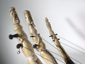 Teke - Leer en been, Harp kopen? Bied vanaf 350!