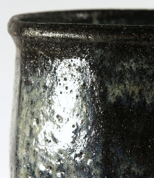 Gutte Eriksen - Steengoed, Achtkant vaas kopen? Bied vanaf 1!