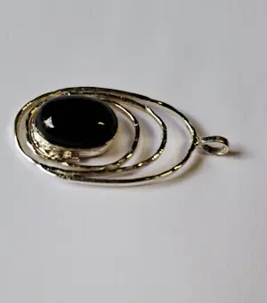 nieuw leuk ontwerp Handgemaakte zilveren hanger met natuurlijke Black Onyx kopen? Bied vanaf 60!