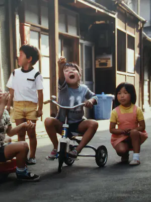 Henk Schiffmacher - Gesigneerde foto op dibond “Kinderen” + gesigneerd fotoboek kopen? Bied vanaf 200!
