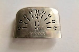 Curiosa - Peacock -Set Benzine Handwarmers en Legerzaklamp met Groen, Rood of Gedimd licht kopen? Bied vanaf 1!
