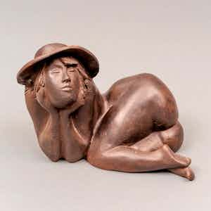 Evert den Hartog - brons: liggend vrouwelijk naakt met hoed verkocht voor € 895!