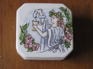 Corry Ammerlaan - Platelen dekseldoosje voor plateelfabriek Regina kopen? Bied vanaf 1!