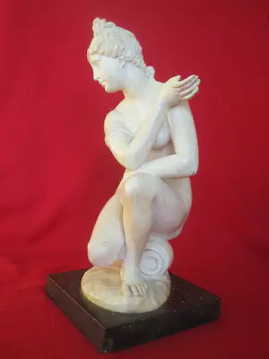 Amilcare Santini - Hurkende Venus. kopen? Bied vanaf 35!