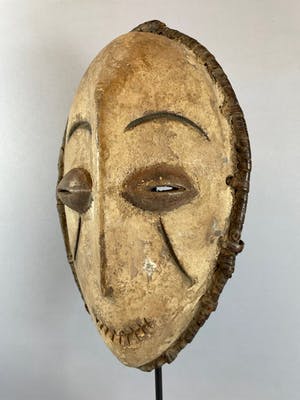 Lega - 220268 African mask from the Lega Bwami - Congo. kopen? Bied vanaf 45!