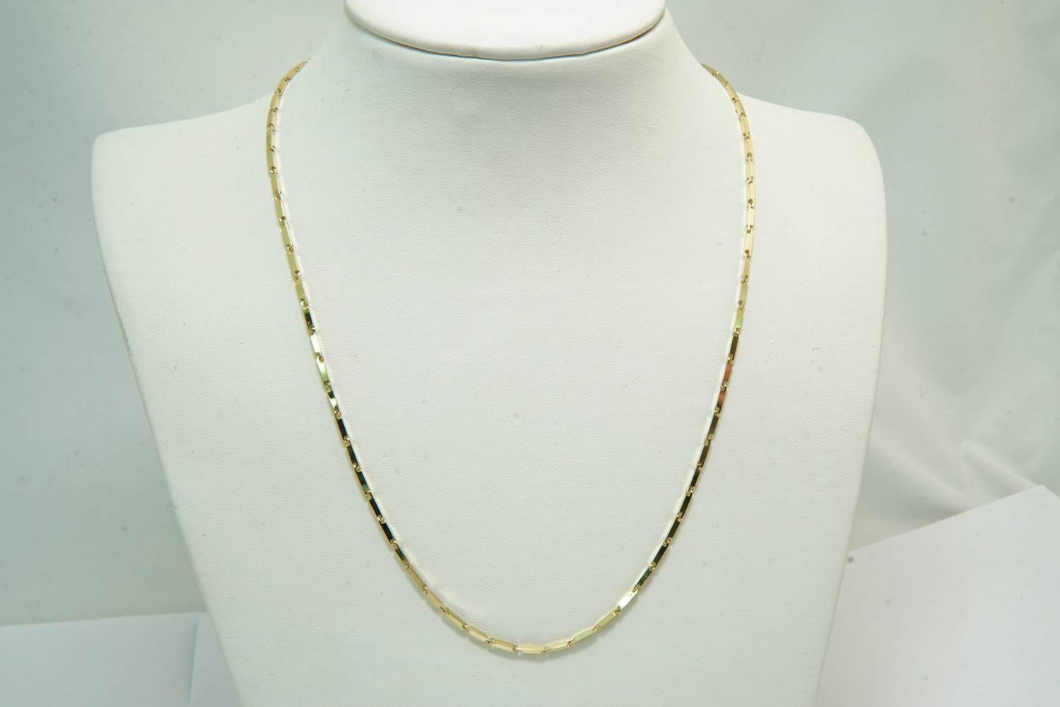 76 - Fijn & elegant 14Krt  geel gouden collier met geschakelde staafjes verkocht voor € 360!