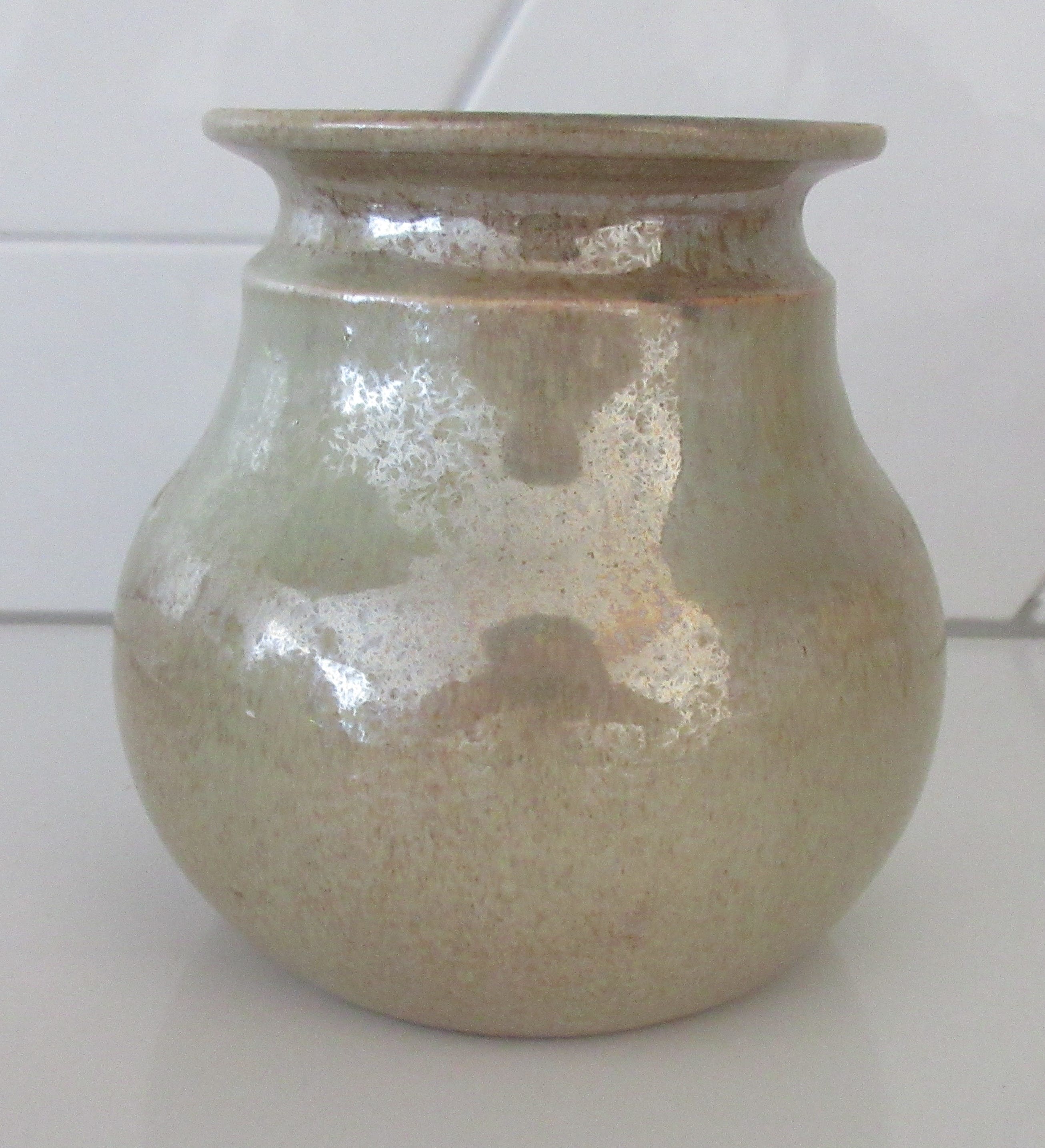 Hans-Peter Mader - Studio keramische irise en kristalijne vaas verkocht voor € 1!