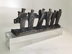 Frans Steginga - Sculptuur “ DE ZAAK VAN DE GROND TILLEN “. Gesigneerd kopen? Bied vanaf 1!