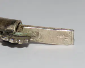 Antieke zilveren (kinder) bedel armband kopen? Bied vanaf 250!