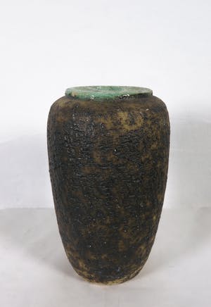 Pieter Groeneveldt - Lot van drie aardewerken vaasjes kopen? Bied vanaf 45!