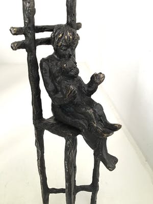 Astrid Veldhuyzen-Koppen - Sculptuur “ EREPLAATS “ kopen? Bied vanaf 75!