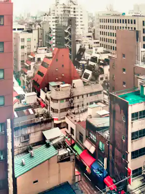Thomas Struth - Tokyo (voorstad van Bunkyo) door Thomas Struth kaufen? Bieten Sie von 800!