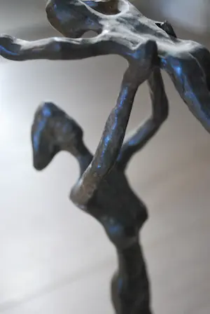 Brons (Onbekend) - moeder en kind - zwaar (1 kg) bronzen beeld kopen? Bied vanaf 100!