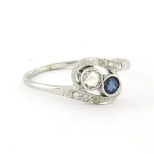 18k witgouden ring met saffier en briljant en roos geslepen diamant kopen? Bied vanaf 250!