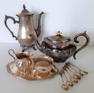 JAMES DEAKIN & SONS - Antieke voorwerpen verzilverd (11) verkocht voor € 1!