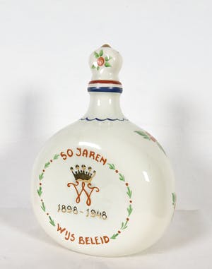 Plateelbakkerij Zuid-Holland - e.a. - Lot met Koningshuis memorabilia kopen? Bied vanaf 1!