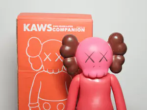 KAWS - Companion - Five years later kopen? Bied vanaf 60!