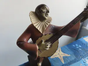 Niet of onleesbaar gesigneerd - Pierrot met luit- gitaar kopen? Bied vanaf 1!