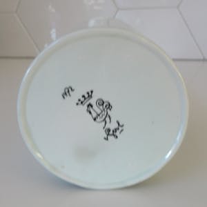 Royal Goedewaagen - Platelen kruikje "België" uit de toerisme serie ontwerp Antoni van Gool kopen? Bied vanaf 20!