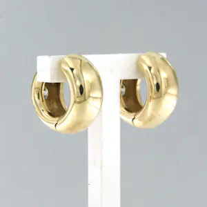 14k geelgouden creolen met briljant geslepen diamant 0.16 ct kaufen? Bieten Sie von 600!