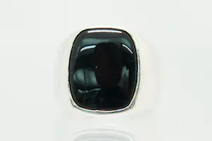 59- Massief 1e gehlt. zilveren heren ring met cabochon geslepen grote onyx steen kopen? Bied vanaf 20!
