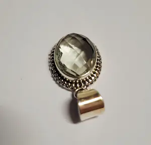 Nieuwe Zilveren hanger met facetgeslepen licht groene Amethist kopen? Bied vanaf 60!