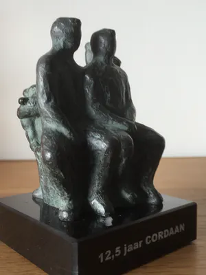 Karin Beek - Samen op de bank kopen? Bied vanaf 69!