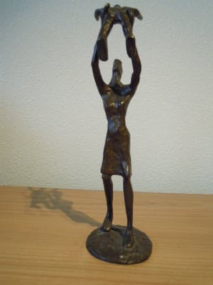 Corry Ammerlaan - Prachtig gesigneerd beeld - moeder met kind kopen? Bied vanaf 45!