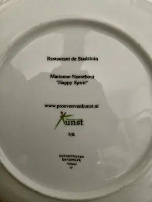 Plateelbakkerij Schoonhoven - Marianne Naerebout. “Happy Spirit” kopen? Bied vanaf 100!